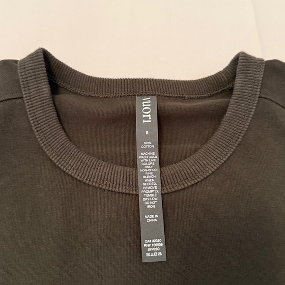 Vuori Men's Charcoal Crewneck Sweatershirt - Picture 3 of 5